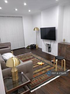 2 bedroom terraced house to rent, Standfield Road, London, RM10