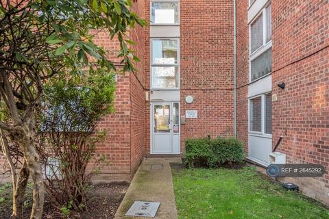 1 bedroom flat to rent, Meads Court, London, E15