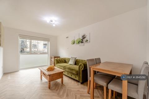 1 bedroom flat to rent, Meads Court, London, E15