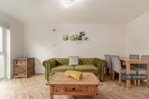 1 bedroom flat to rent, Meads Court, London, E15