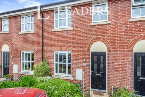 3 bedroom terraced house to rent, Binyon Close, IP14