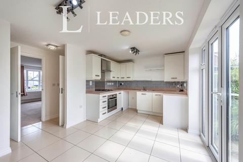 3 bedroom terraced house to rent, Binyon Close, IP14