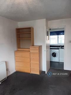 undefined, Westmoreland Drive, Sutton, SM2