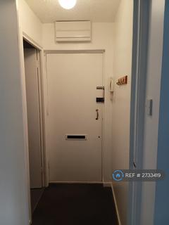 undefined, Westmoreland Drive, Sutton, SM2