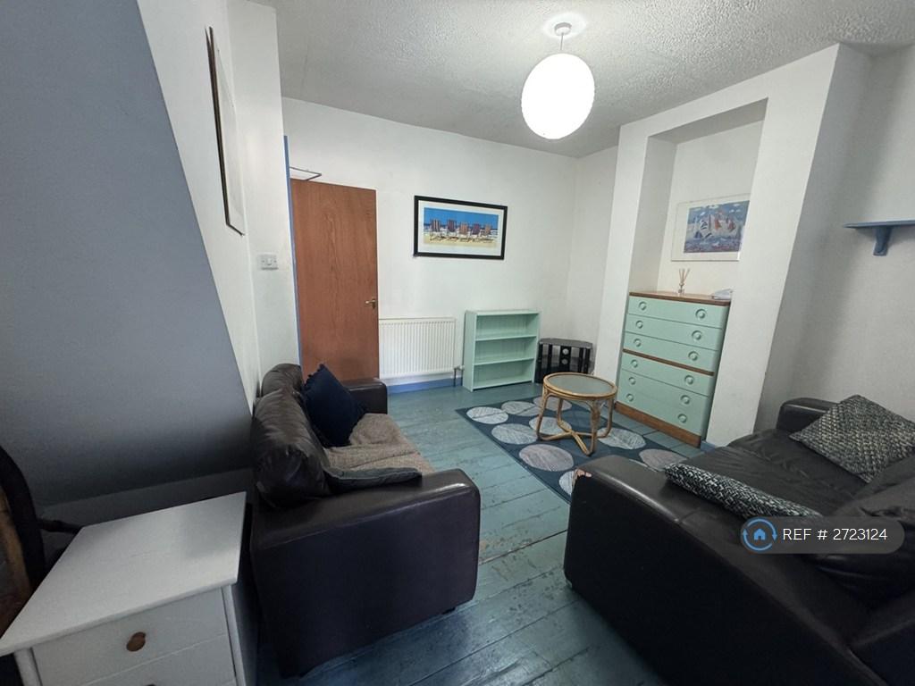 Livingroom (2)