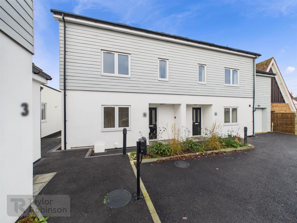 CAM02600 G0-PR0613-STILL018.jpg