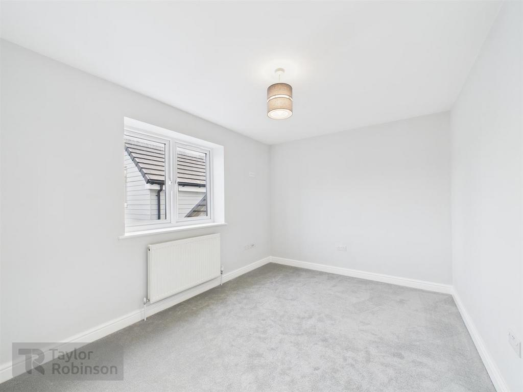 CAM02600 G0-PR0613-STILL012.jpg