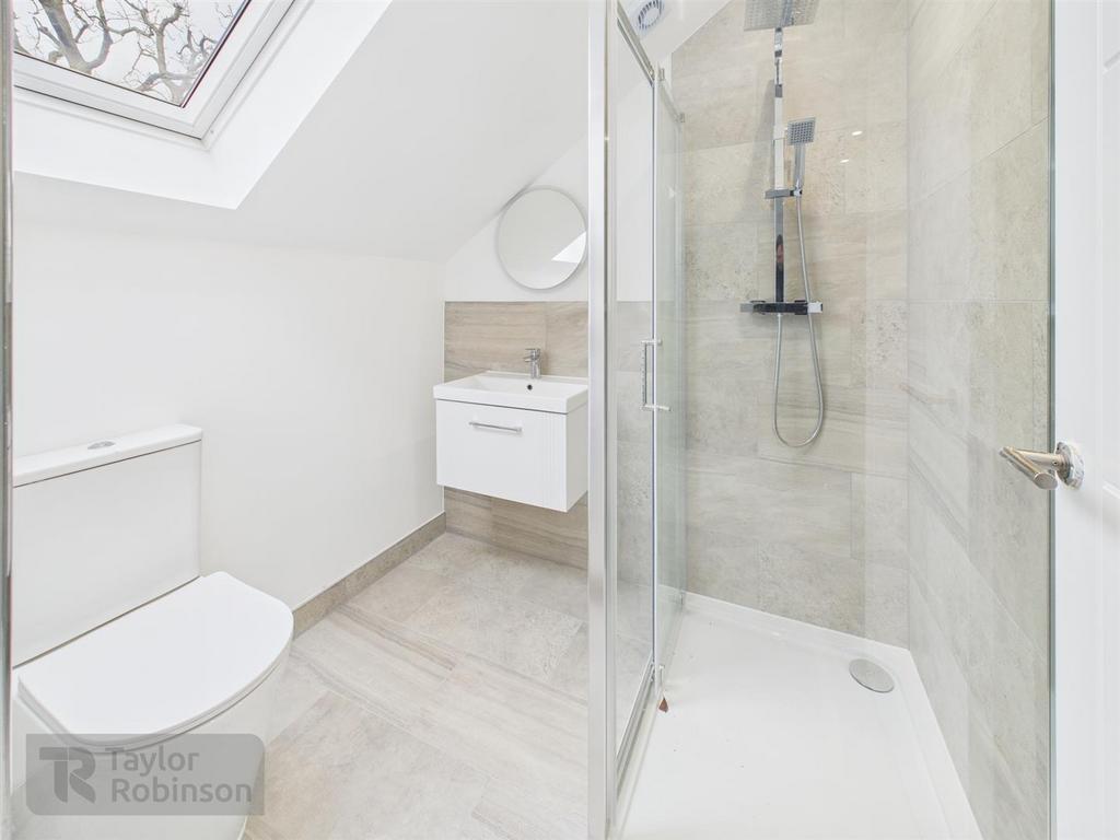 CAM02600 G0-PR0613-STILL015.jpg