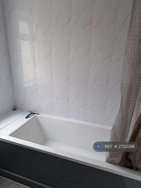Bathroom 1st Floor