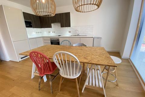 2 bedroom apartment to rent, Vimto Gardens, Chapel Street, Salford