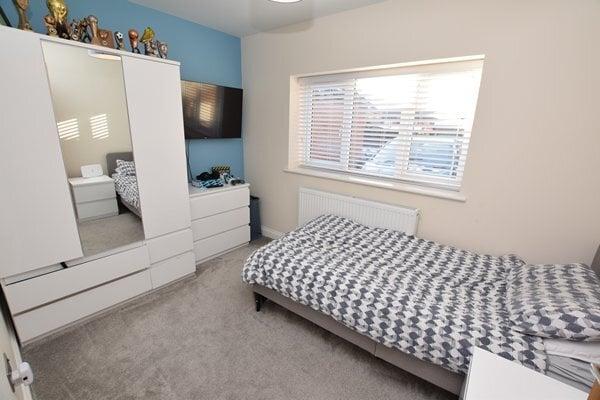 Bedroom 4/study