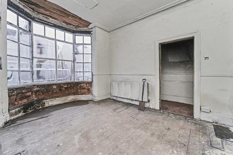 undefined, Wolverhampton, WV6