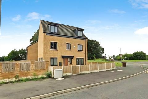 undefined, South Parkway, Leeds LS14
