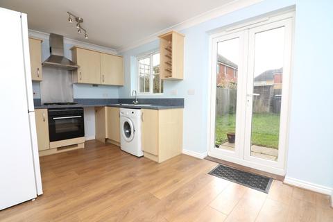 2 bedroom terraced house for sale, Russet Close, Ash