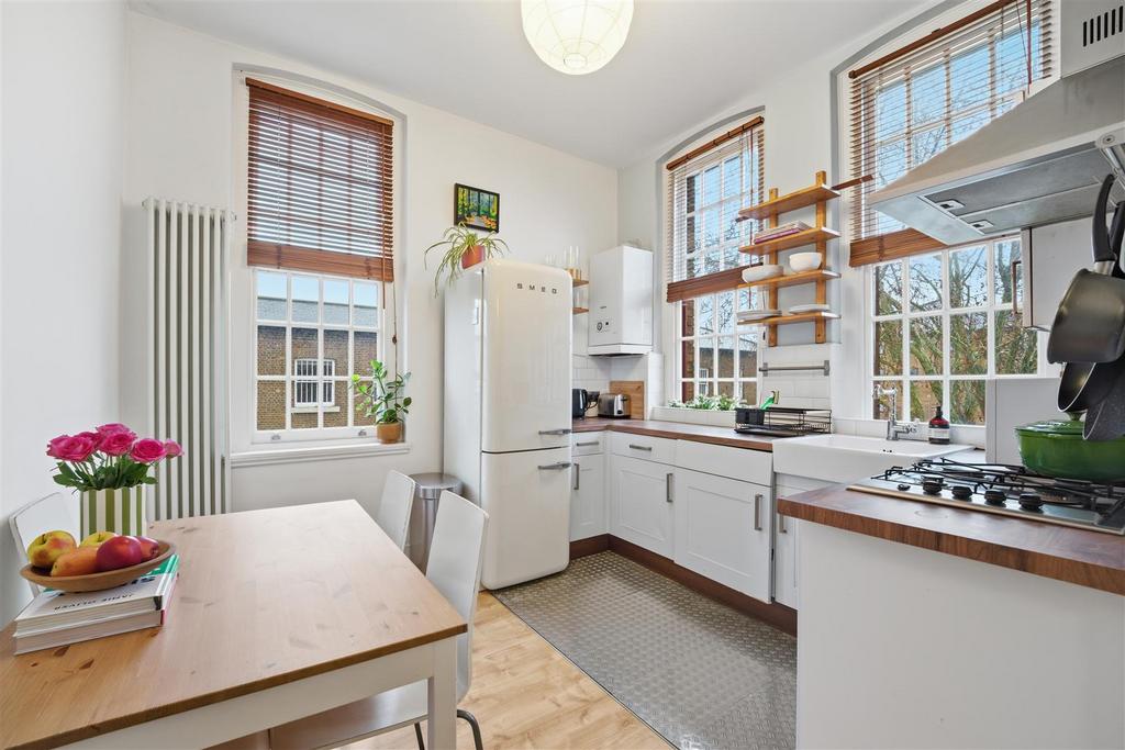 18 Osterley G Kitch.jpg