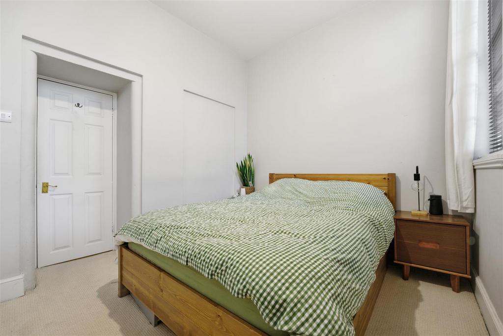 18 Osterley G Bed a.jpg