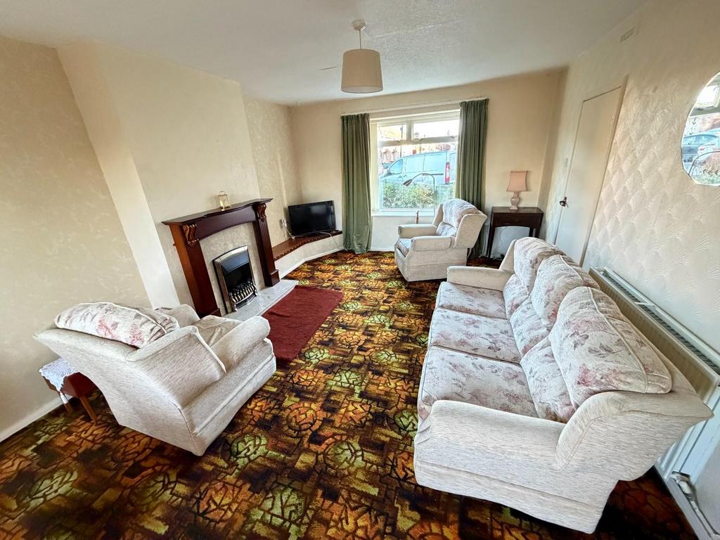Lounge/dining room