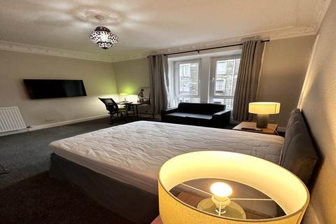 undefined, Park Avenue, Dundee,