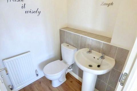 3 bedroom semi-detached house for sale, Gilkes Walk, Middlesbrough, North Yorkshire, TS4 3RT