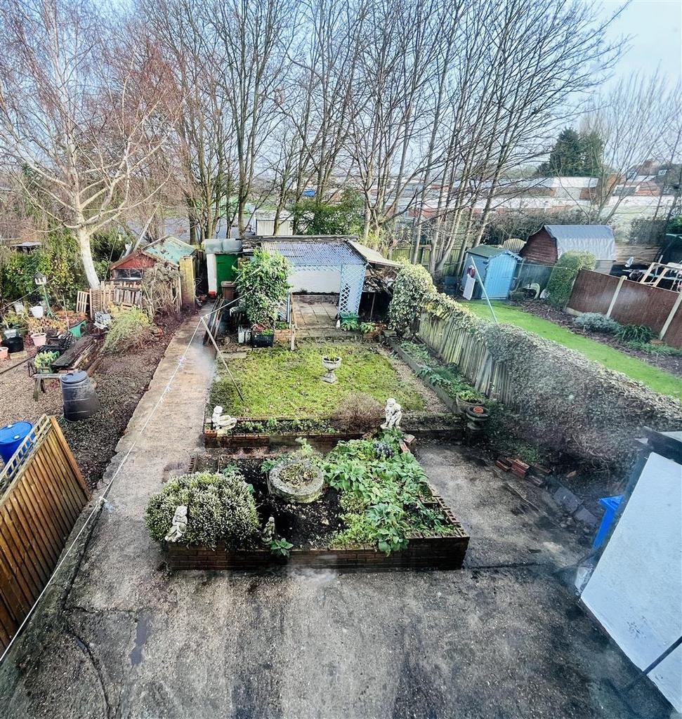 Garden 1.jpg