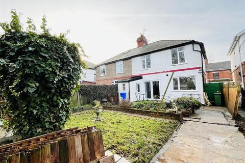 3 bedroom semi-detached house for sale, Fountayne Street, Goole