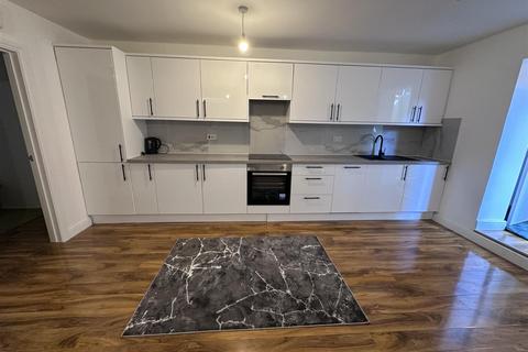 2 bedroom flat to rent, Springfield Road, St. Leonards-On-Sea