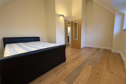 2 bedroom apartment to rent, High Street, London, N8