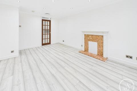1 bedroom semi-detached bungalow to rent, Osprey Grove, Leeds