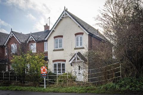 3 bedroom end of terrace house for sale - 2 Milars Field, Morda