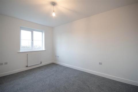 3 bedroom end of terrace house for sale, 2 Milars Field, Morda