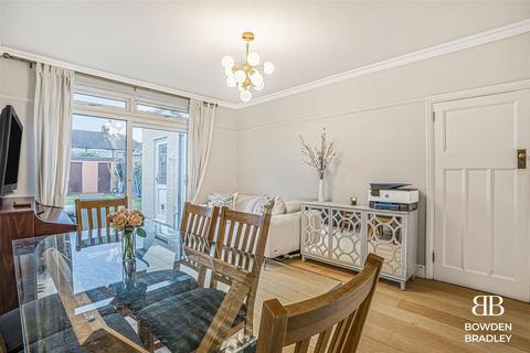 3 bedroom terraced house for sale, Otley Drive, Gants Hill