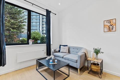 undefined, Vonder Village, Riverbank Way TW8