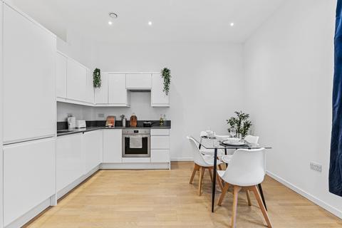 undefined, Vonder Village, Riverbank Way TW8