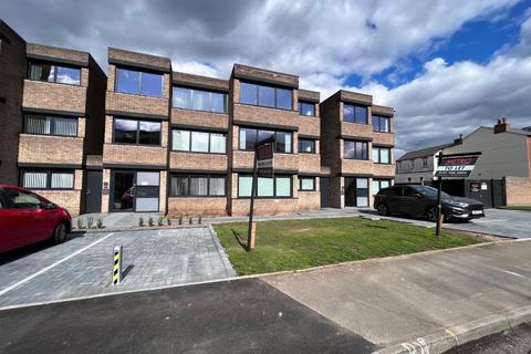 Parking to rent, Car Parking Spaces at Lonsdale Court, Serpentine Road, Harborne, Birmingham