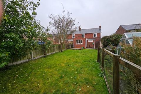 3 bedroom house to rent, Eastoft Road, Luddington