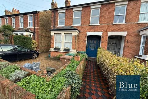undefined, Woodthorpe Road, Ashford, TW15