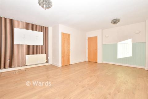 3 bedroom end of terrace house for sale, New Hythe Lane, Larkfield, Kent