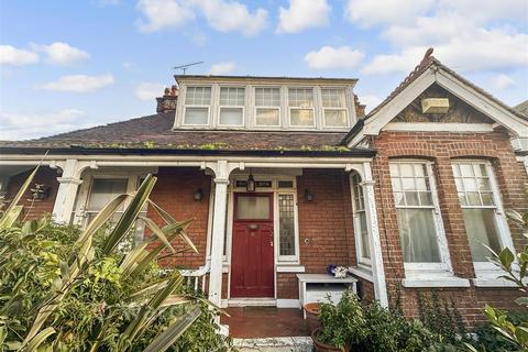 3 bedroom detached house for sale - Epple Road, Birchington, Kent