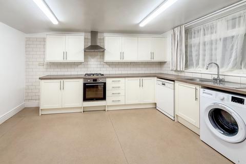 undefined, Windy Nook Road, Windy Nook, Gateshead, NE10