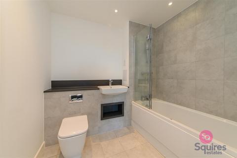 2 bedroom flat to rent, Ridgeway View, London