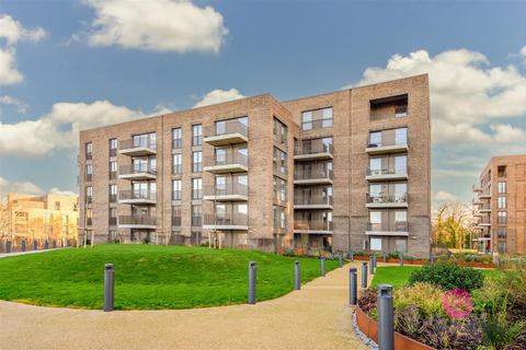 2 bedroom flat to rent, Ridgeway View, London