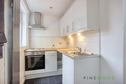 2 bedroom terraced house to rent, Gedling Street, Mansfield NG18