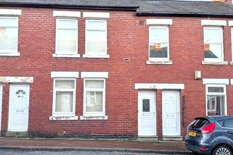 Commercial Road, Byker, Newcastle upon Tyne, Tyne and Wear, NE6 2ED