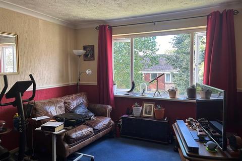2 bedroom flat for sale, Apperley Way, Halesowen