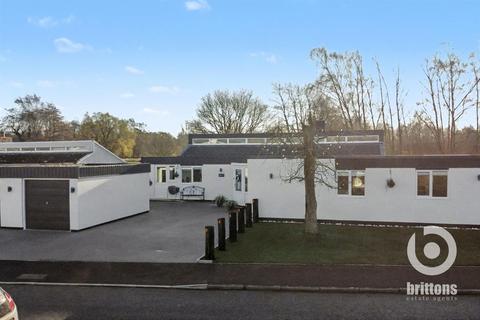 4 bedroom detached bungalow for sale, Parkhill, Middleton, King's Lynn
