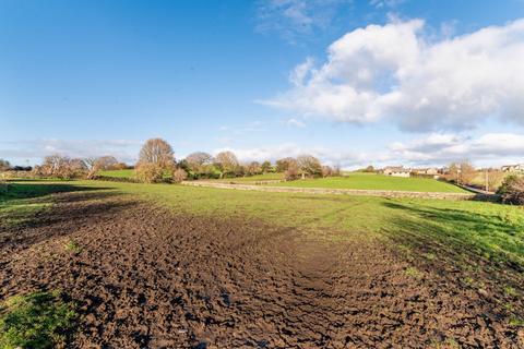 Land for sale, Paddock and Stables off Green Balk Lane, Lepton, HD8