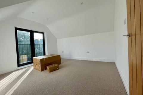 1 bedroom flat to rent, Finchampstead Road,  Finchampstead,  RG40