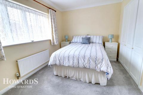 undefined, Oakfield Road, Long Stratton