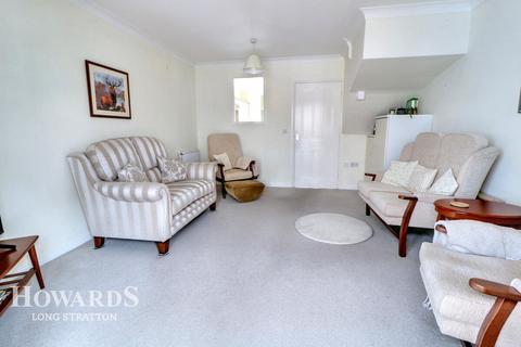 undefined, Oakfield Road, Long Stratton