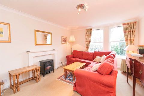 undefined, 32/11 St Bernards Crescent, Edinburgh, EH4